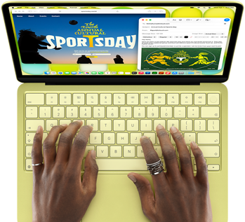 MacBook Neo, citrusově žlutý, ruka na klávesnici, uživatel píše e‑mailovou pozvánku na sportovní akci, vedle je otevřená webová stránka události
